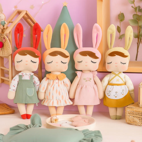 Kuschelpuppe mit Hasenohren